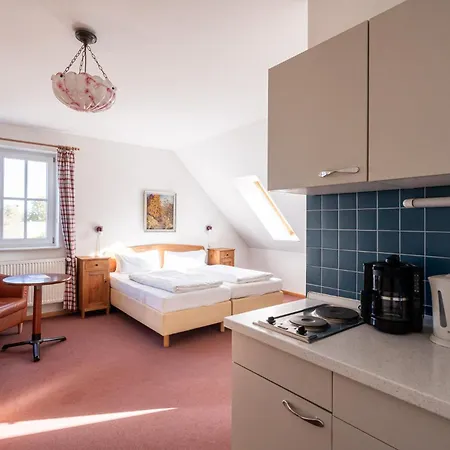 Gutshaus Barkow 3*