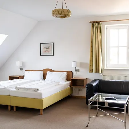 Gutshaus Barkow 3*
