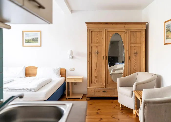 Gutshaus Barkow B&B *